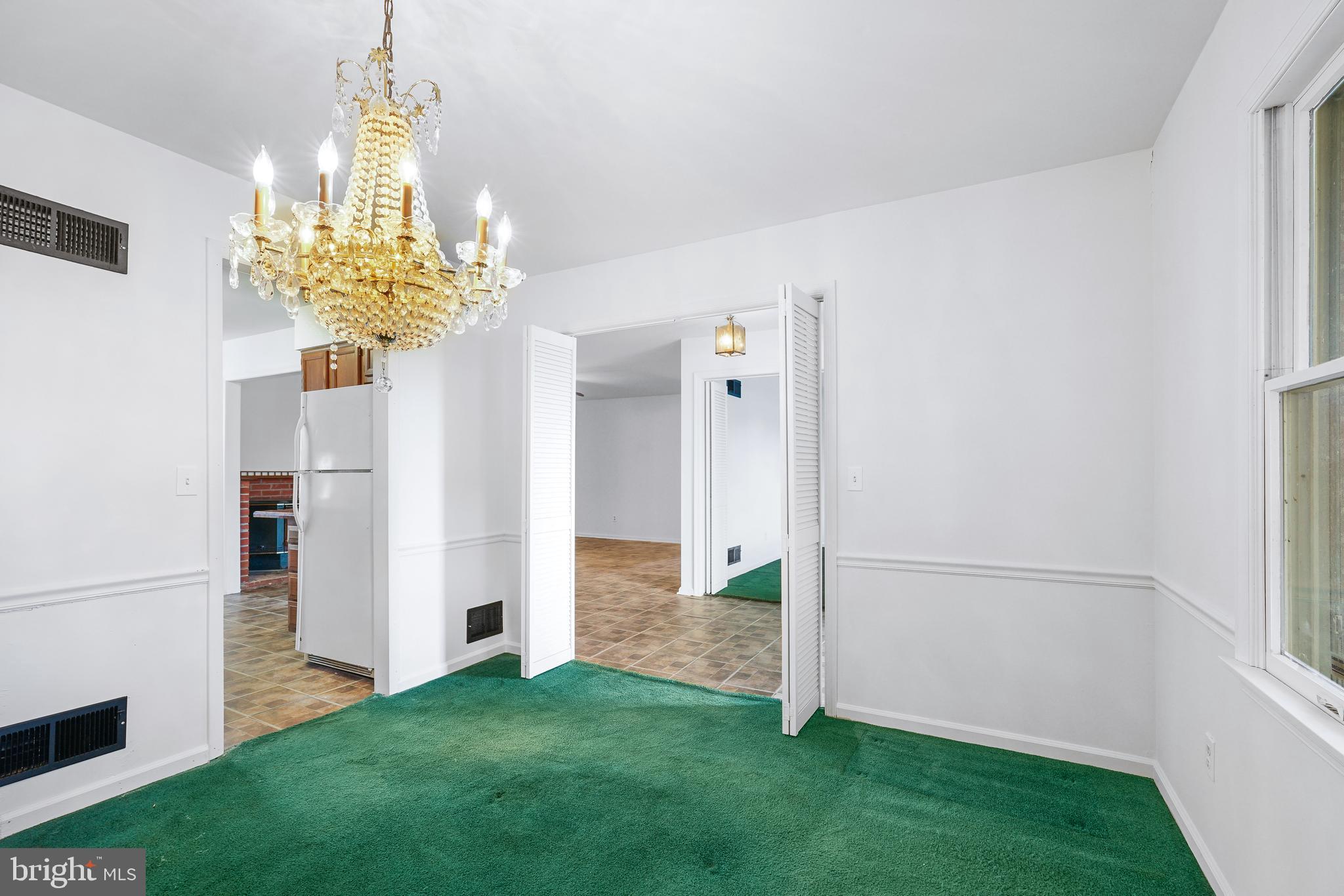 1074 Leeds Road Elkton, MD 21921 - Photo 8 of 29 Dining room