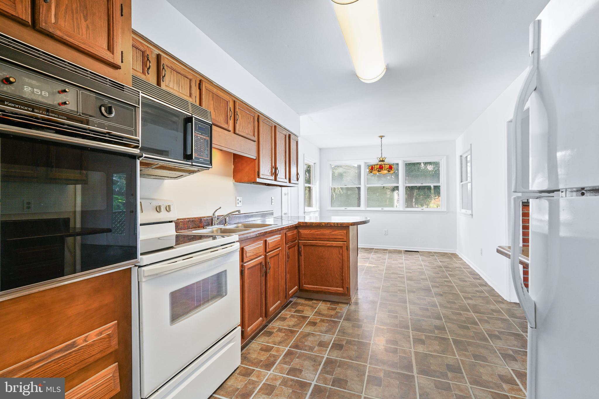 1074 Leeds Road Elkton, MD 21921 - Photo 9 of 29 Kitchen