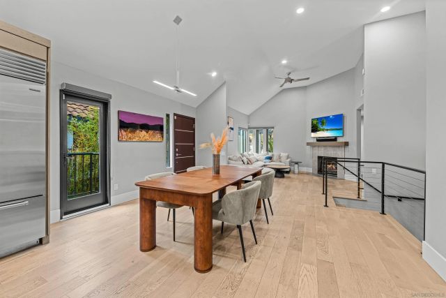 a view of a workspace with furniture