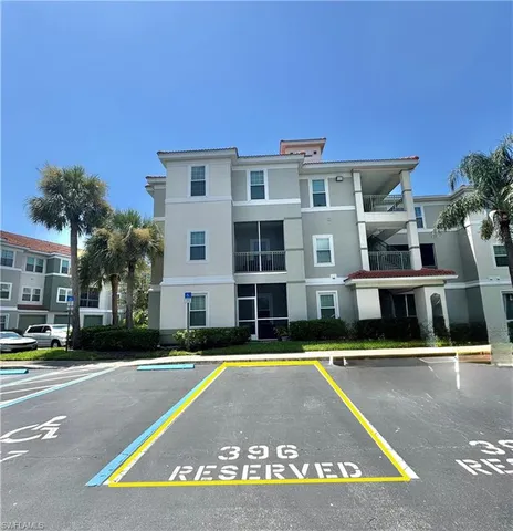 $1,800 | 23520 Walden Center Drive, Unit 303, Estero, FL 34134