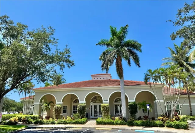 $1,800 | 23520 Walden Center Drive, Unit 303, Estero, FL 34134