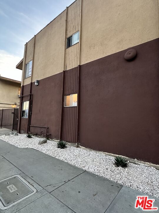 6795 Paramount Boulevard Long Beach, CA 90805 - Photo 8 of 9