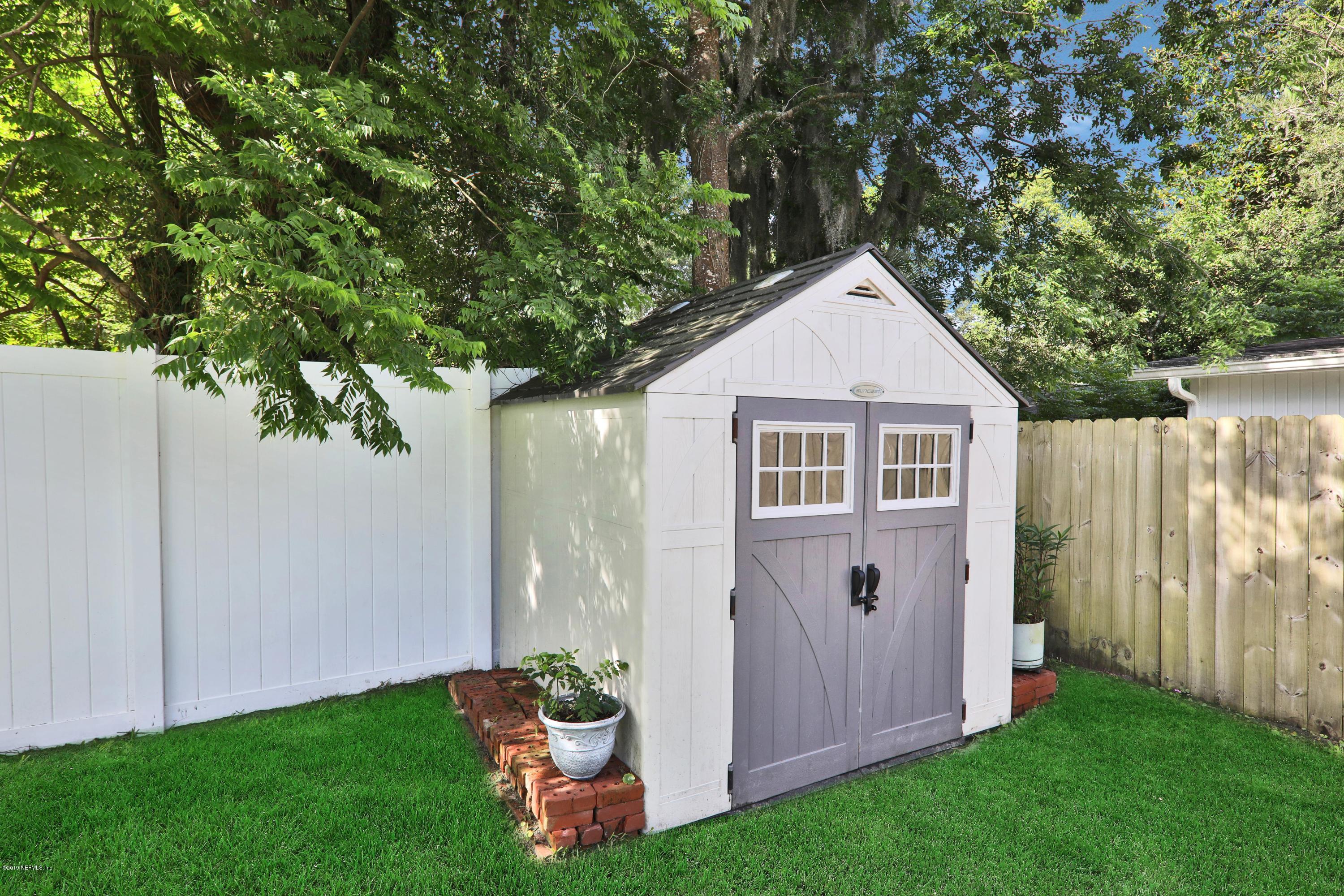1758 Greenridge Road Jacksonville, FL 32207 - Photo 23 of 25 0S9A1181