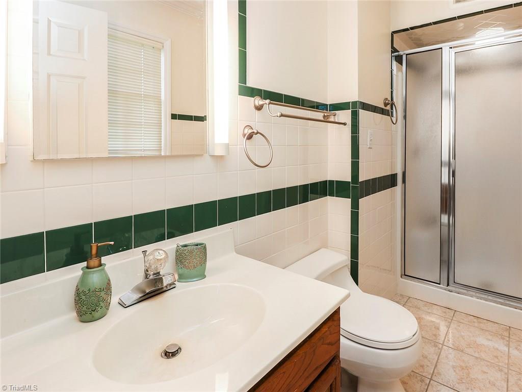805 Burguss Road High Point, NC 27265 - Photo 14 of 20 Gallery Image 14