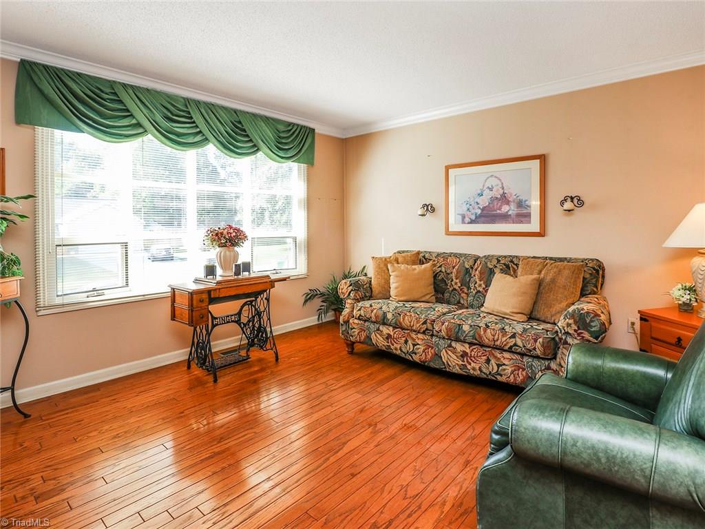 805 Burguss Road High Point, NC 27265 - Photo 3 of 20 Gallery Image 3