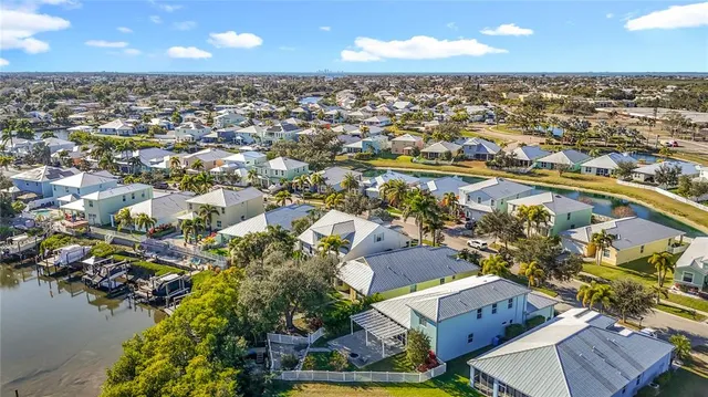 $639,000 | 443 Bahama Grande Boulevard, Apollo Beach, FL 33572