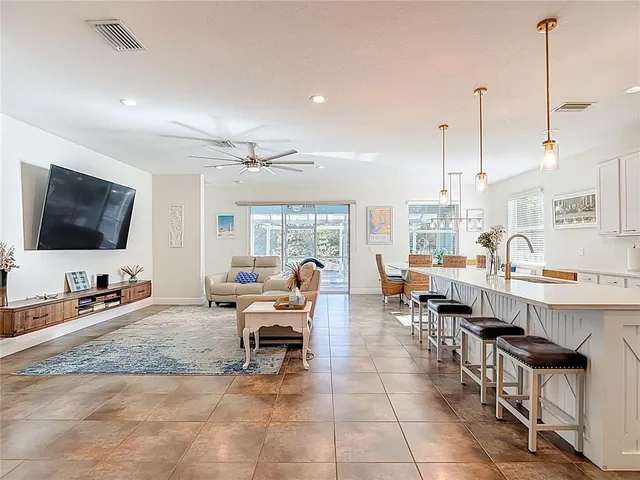$639,000 | 443 Bahama Grande Boulevard, Apollo Beach, FL 33572
