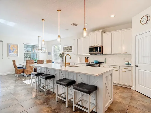 $639,000 | 443 Bahama Grande Boulevard, Apollo Beach, FL 33572