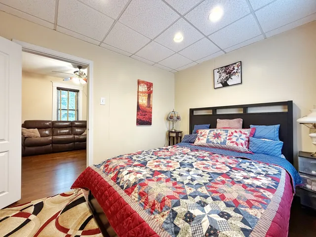 $295,000 | 320 West Donovan Avenue, Woodstock, IL 60098