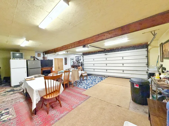 $295,000 | 320 West Donovan Avenue, Woodstock, IL 60098