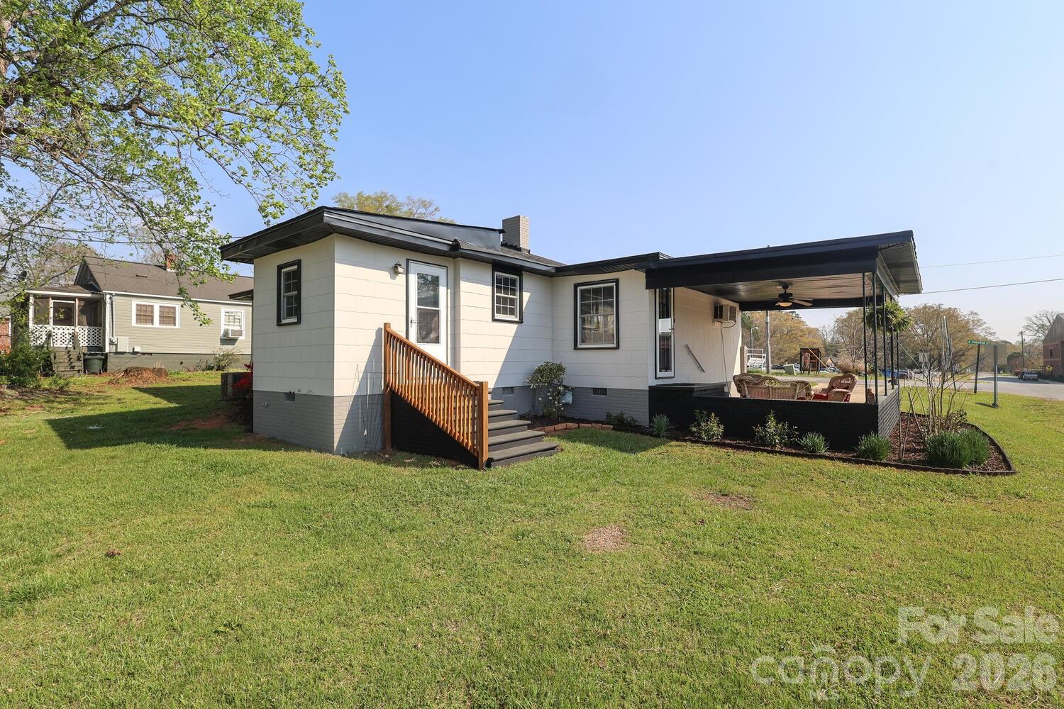 414 South Chester Street Blacksburg, SC 29702 - Photo 36 of 40