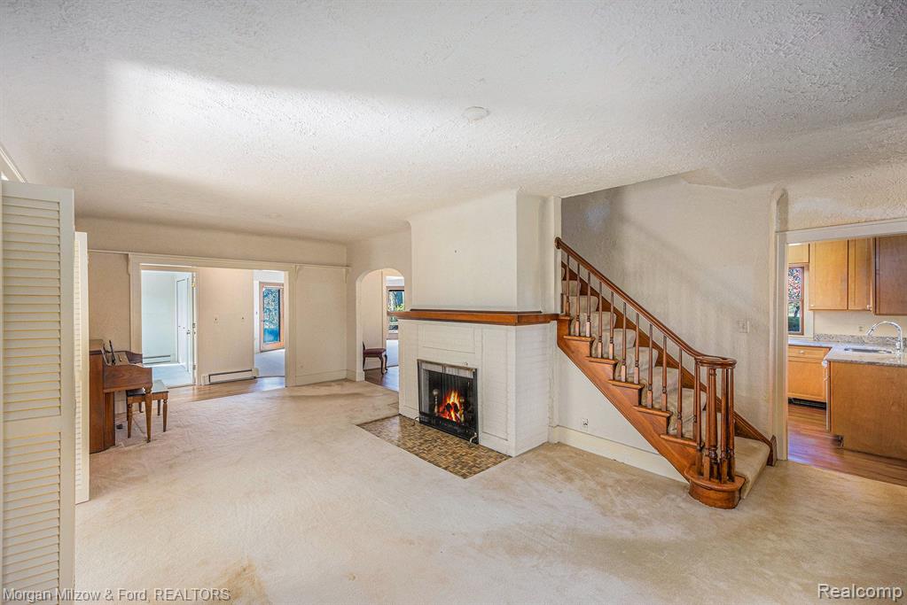 6201 Middle Lake Road Clarkston, MI 48346 - Photo 12 of 32
