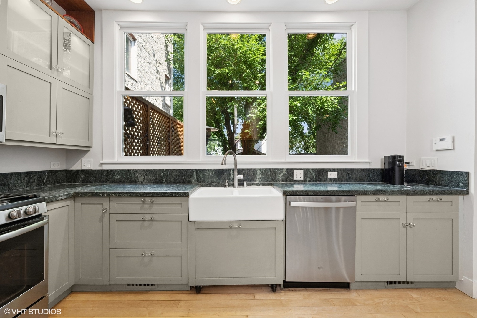 3025 North Racine Avenue Chicago, IL 60657 - Photo 11 of 35 Gallery Image 11