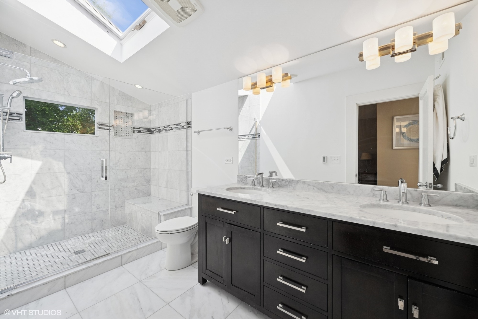 3025 North Racine Avenue Chicago, IL 60657 - Photo 23 of 35 Gallery Image 23