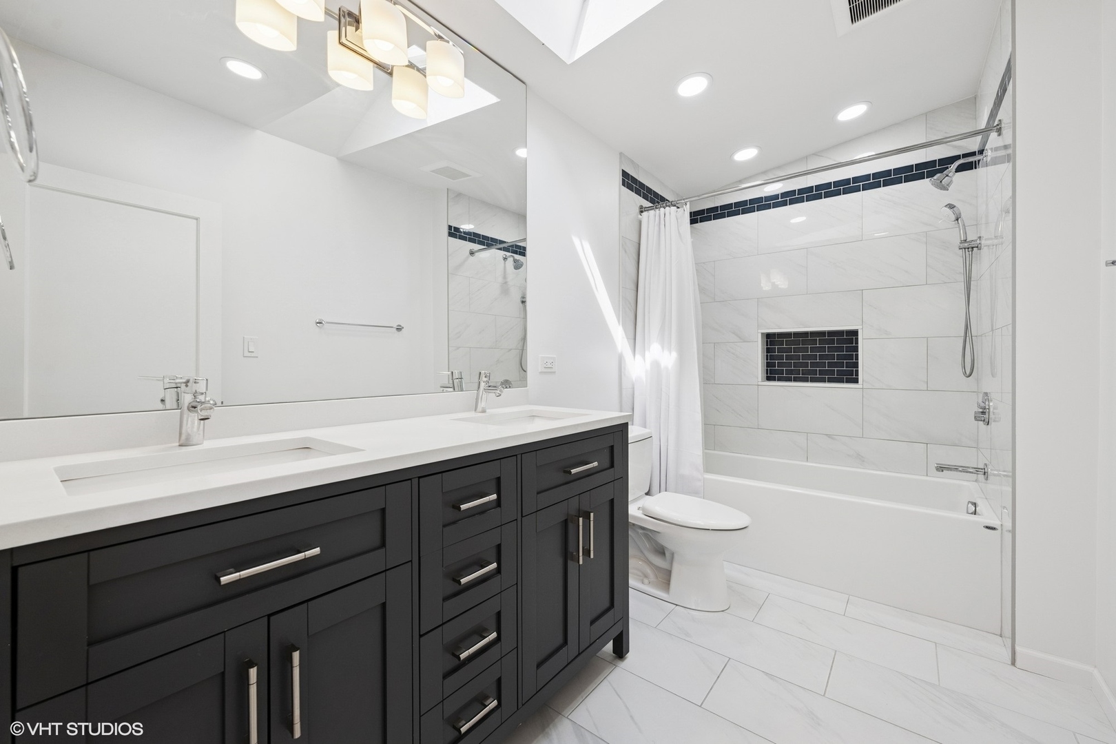 3025 North Racine Avenue Chicago, IL 60657 - Photo 27 of 35 Gallery Image 27