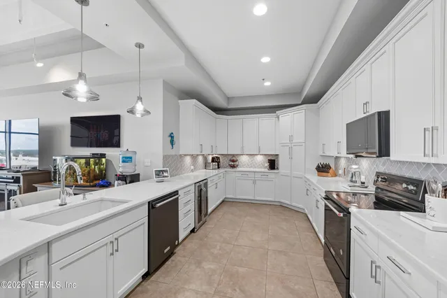 $1,350,000 | 320 1st Street North, Unit 810, Jacksonville Beach, FL 32250