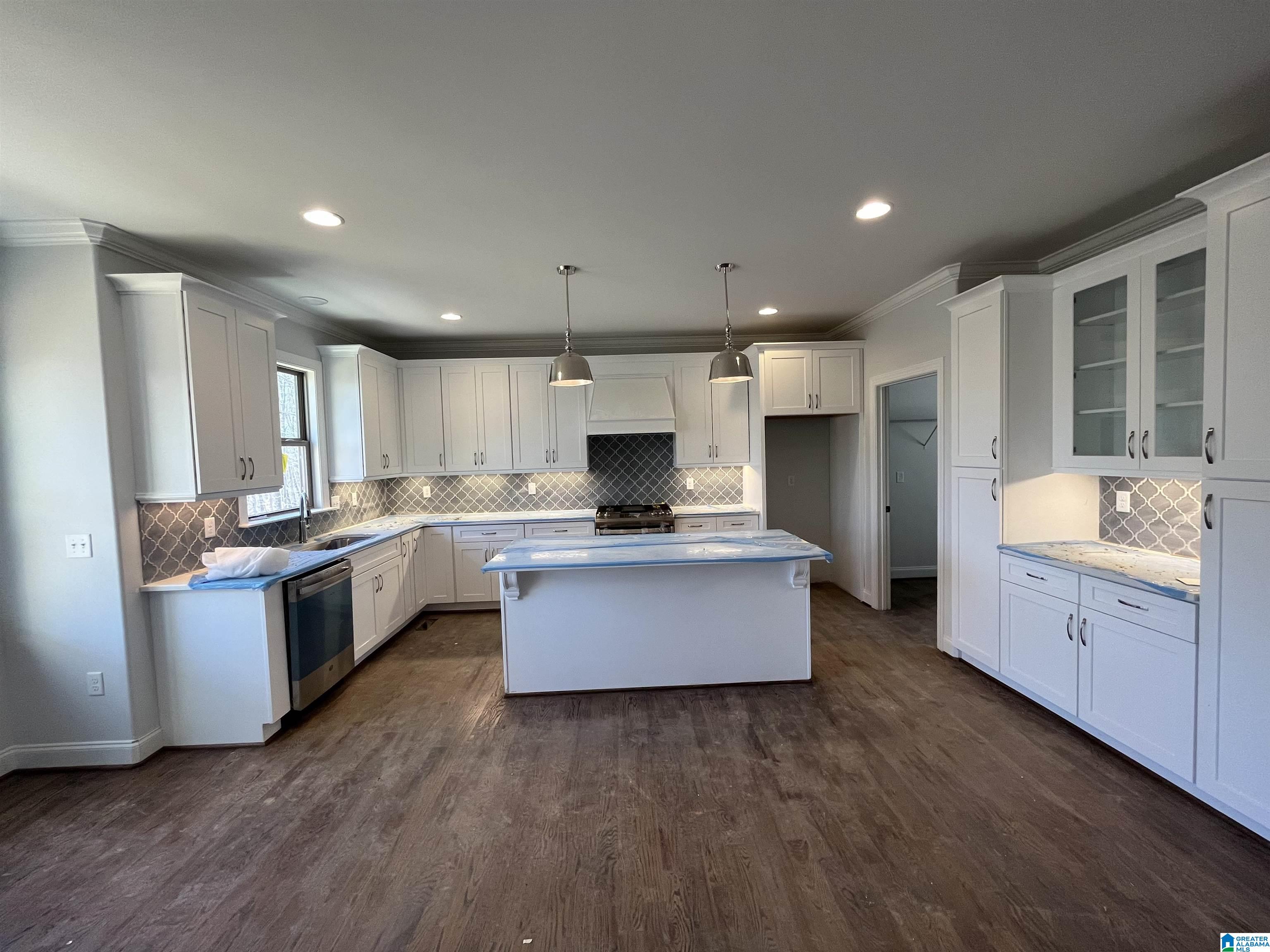 41 Cornerstone Circle Calera, AL 35040 - Photo 5 of 33
