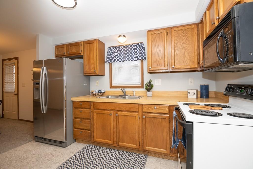 65 Wayside Road Worcester, MA 01605 - Photo 6 of 23 Gallery Image 6