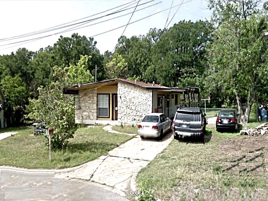 1402 North Redondo Dr