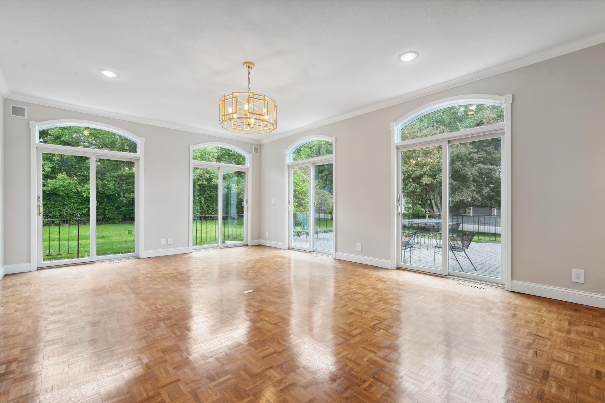 5721 Londonderry Road Edina, MN 55436 - Photo 13 of 84