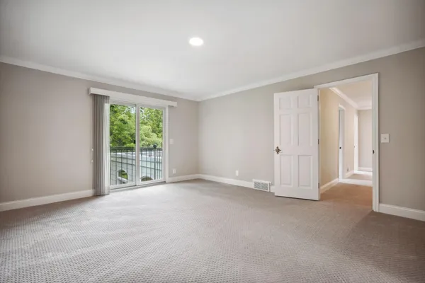$6,500 | 5721 Londonderry Road, Edina, MN 55436