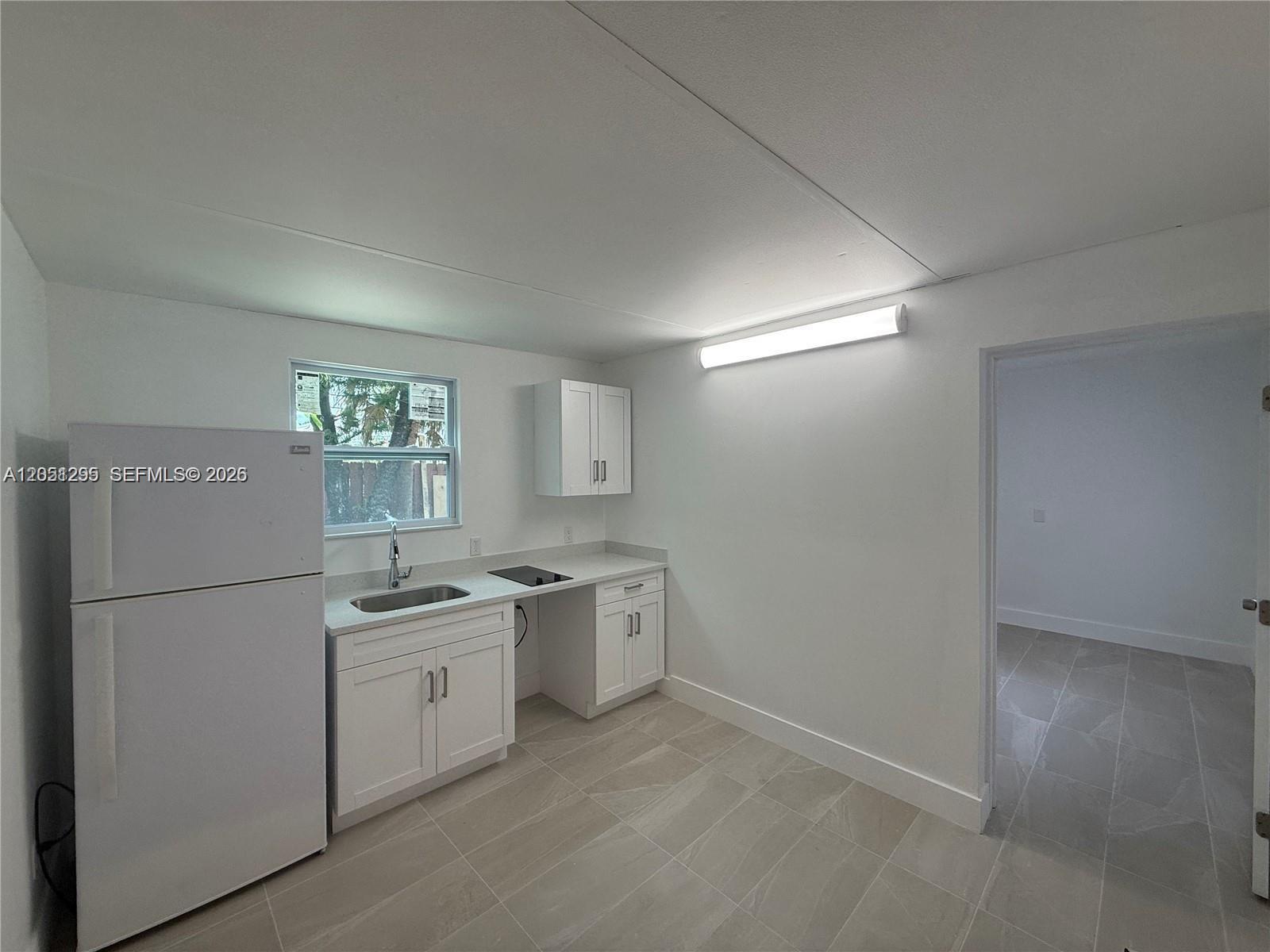 6765 Southwest 34th Street, Unit 1 Miami, FL 33155 - Photo 4 of 10
