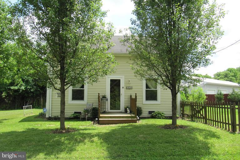 Exterior (Front)