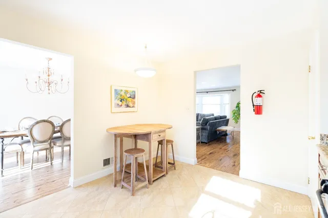 $799,000 | 9 Sturbridge Drive West, Piscataway, NJ 08854