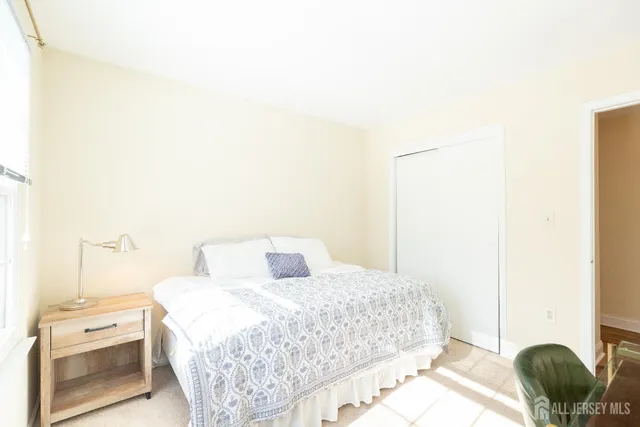 $799,000 | 9 Sturbridge Drive West, Piscataway, NJ 08854