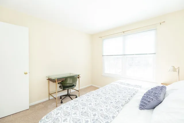 $799,000 | 9 Sturbridge Drive West, Piscataway, NJ 08854