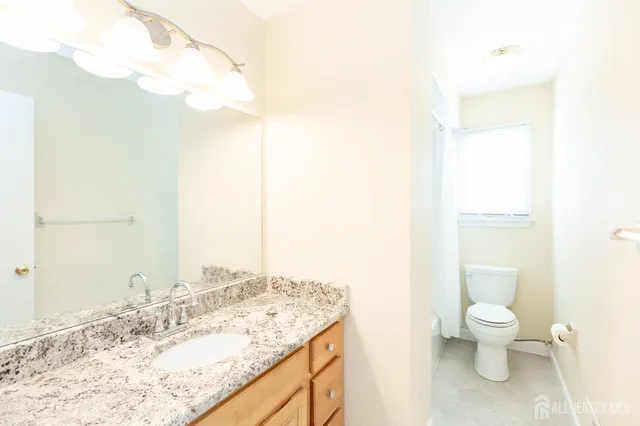 $799,000 | 9 Sturbridge Drive West, Piscataway, NJ 08854