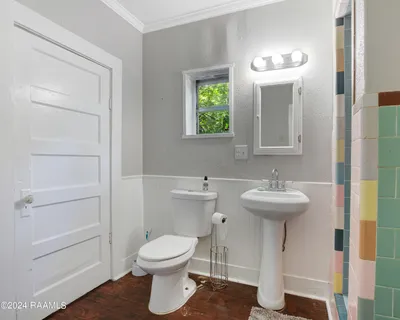 $295,000 | 427 North Sterling Street, Lafayette, LA 70501