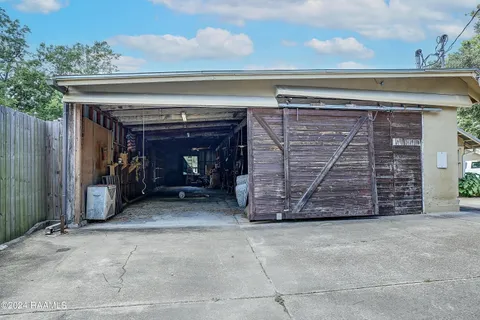 $295,000 | 427 North Sterling Street, Lafayette, LA 70501