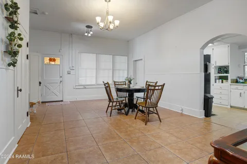 $295,000 | 427 North Sterling Street, Lafayette, LA 70501