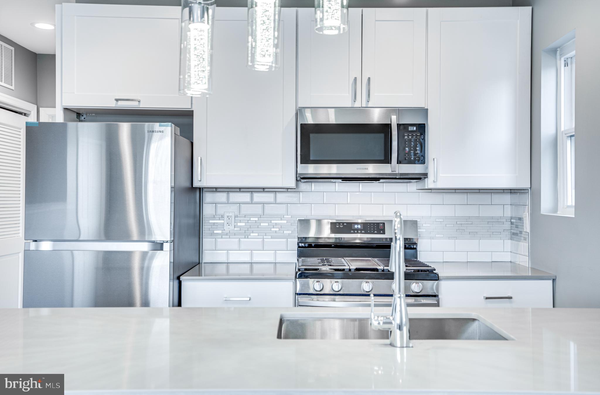 1606 29th Street Southeast Washington, DC 20020 - Photo 7 of 31 Stainless steel appliances