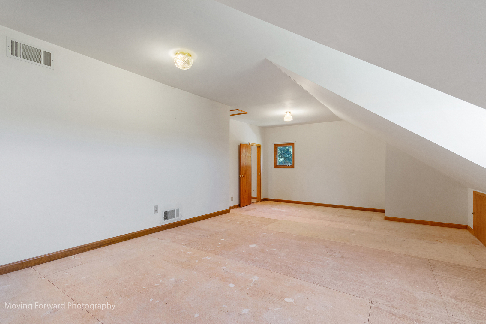 1645 East Southmor Road Morris, IL 60450 - Photo 26 of 39 a view of an empty room