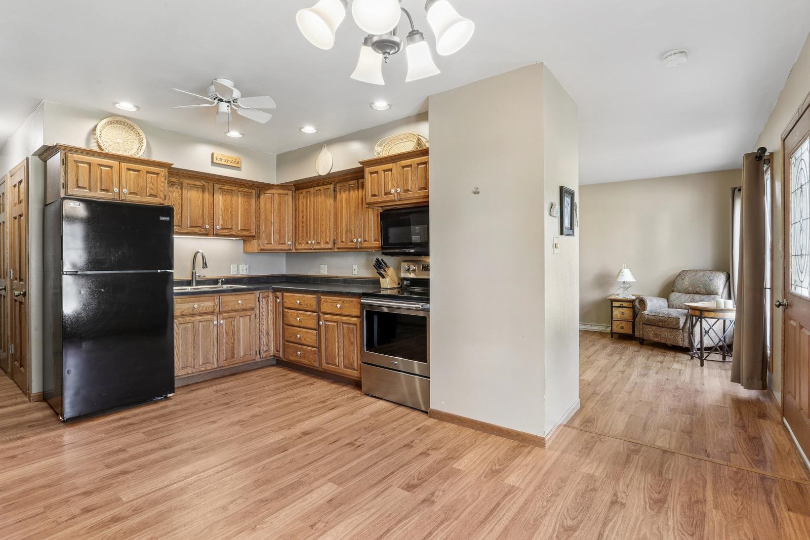 229 Apollo Court Brillion, WI 54110 - Photo 4 of 23