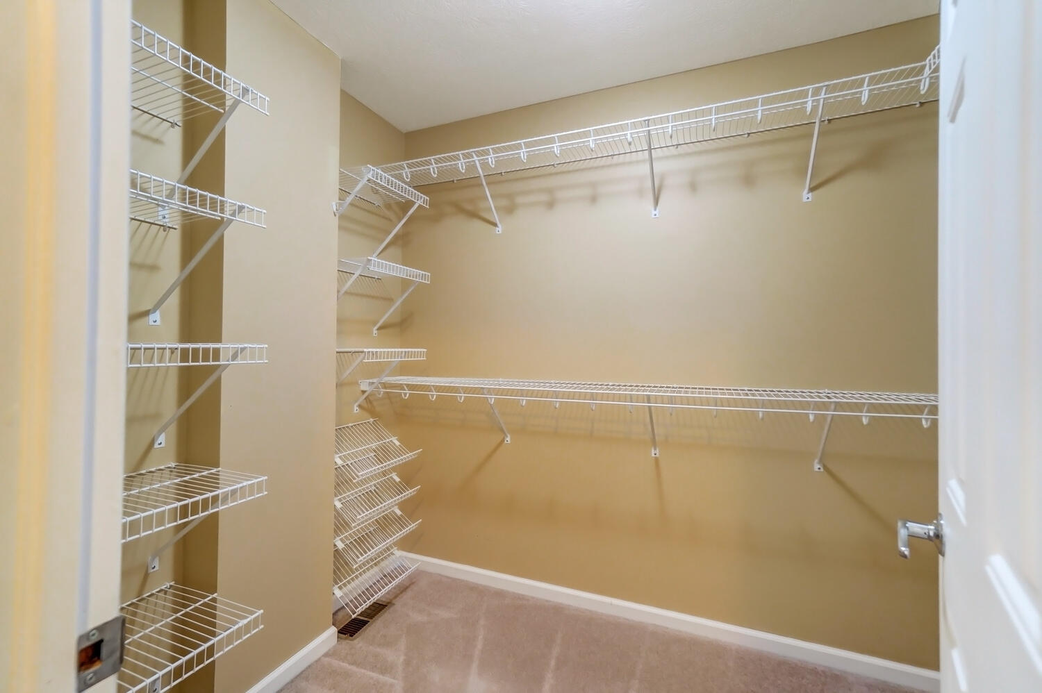 278 Hampton Trail Springfield, OH 45502 - Photo 23 of 53 Gallery Image 23