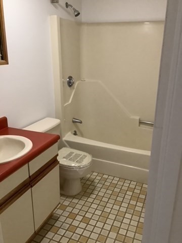 50 Cambridge Road, Unit 512 Woburn, MA 01801 - Photo 3 of 7 Gallery Image 3