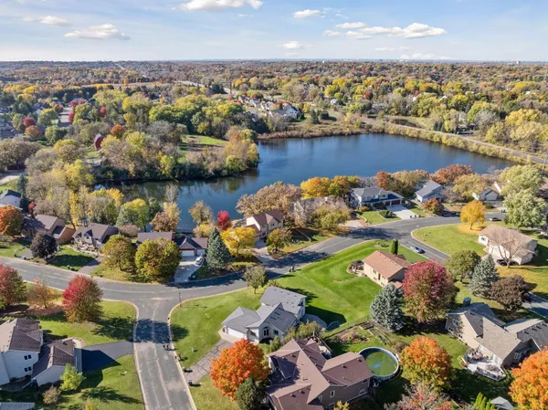 $780,000 | 4639 Manor Drive, Eagan, MN 55123