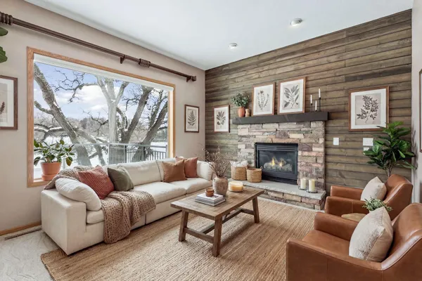 $780,000 | 4639 Manor Drive, Eagan, MN 55123