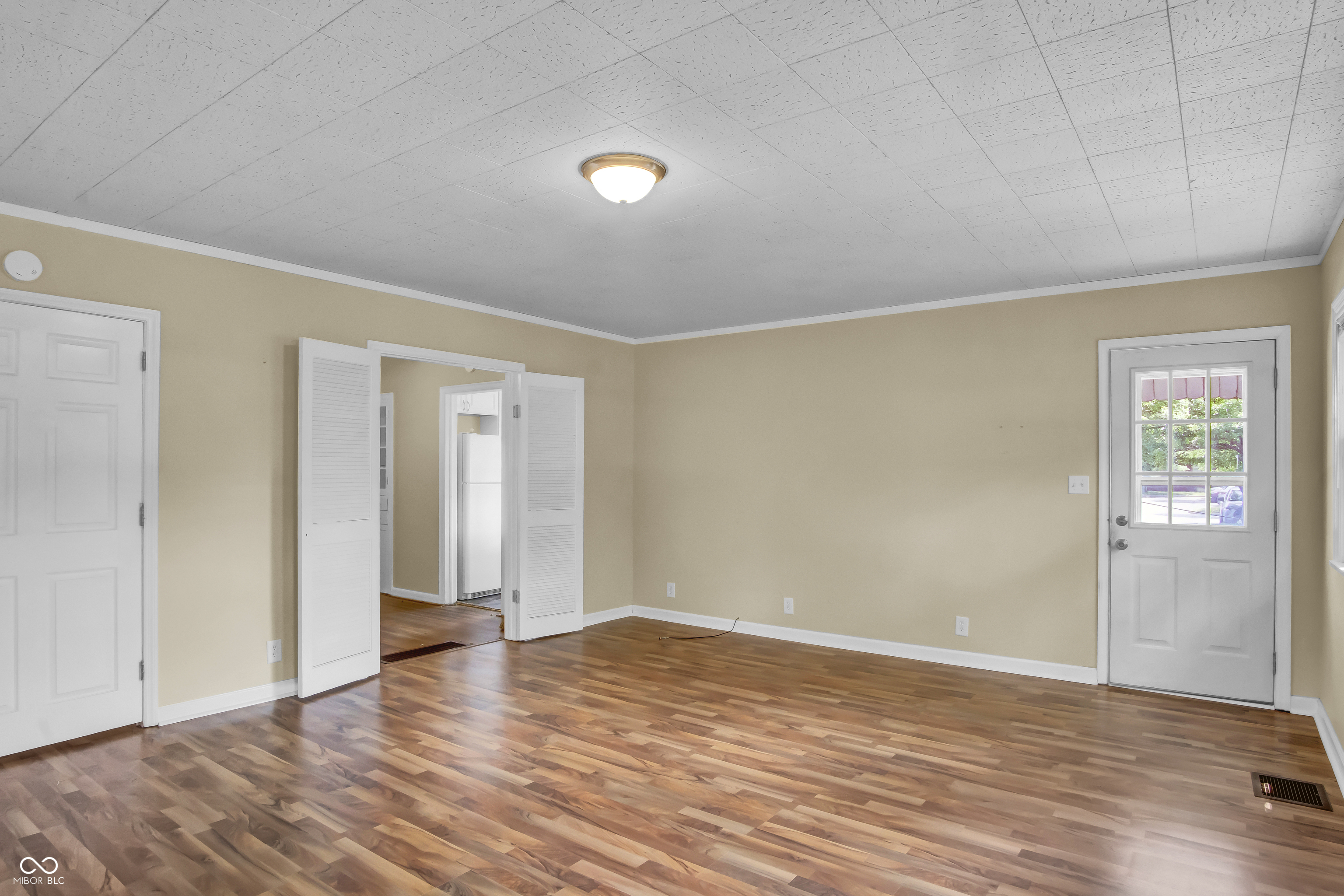 2433 17th Street Columbus, IN 47201 - Photo 11 of 47