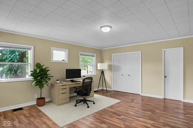 $189,900 | 2433 17th Street, Columbus, IN 47201