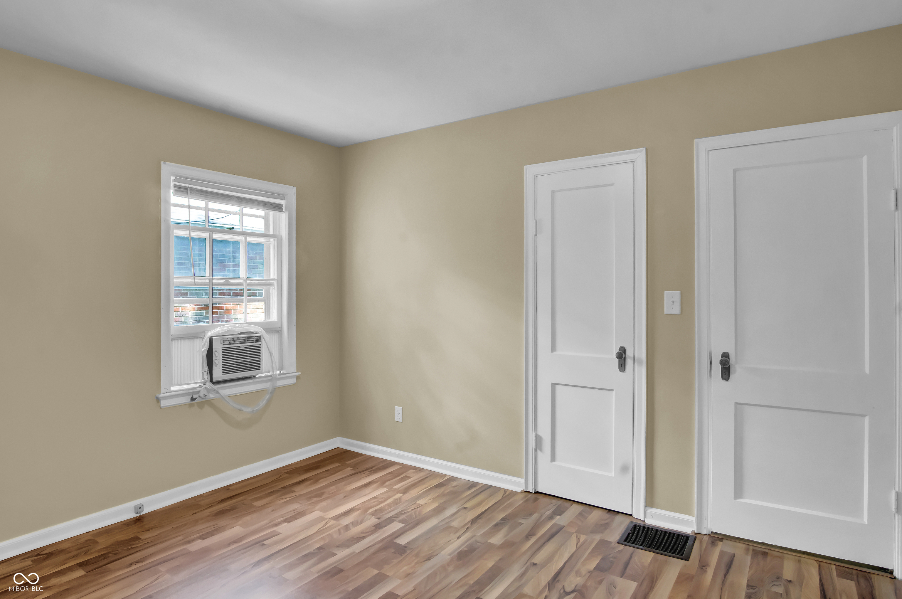 2433 17th Street Columbus, IN 47201 - Photo 19 of 47