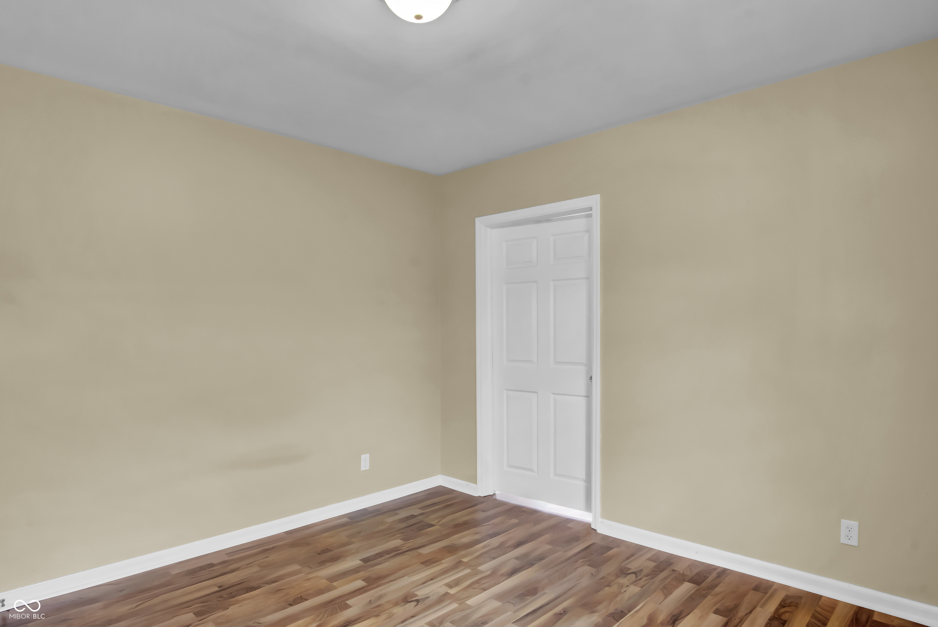 2433 17th Street Columbus, IN 47201 - Photo 21 of 47