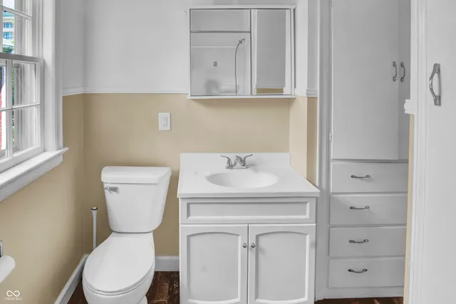 $189,900 | 2433 17th Street, Columbus, IN 47201