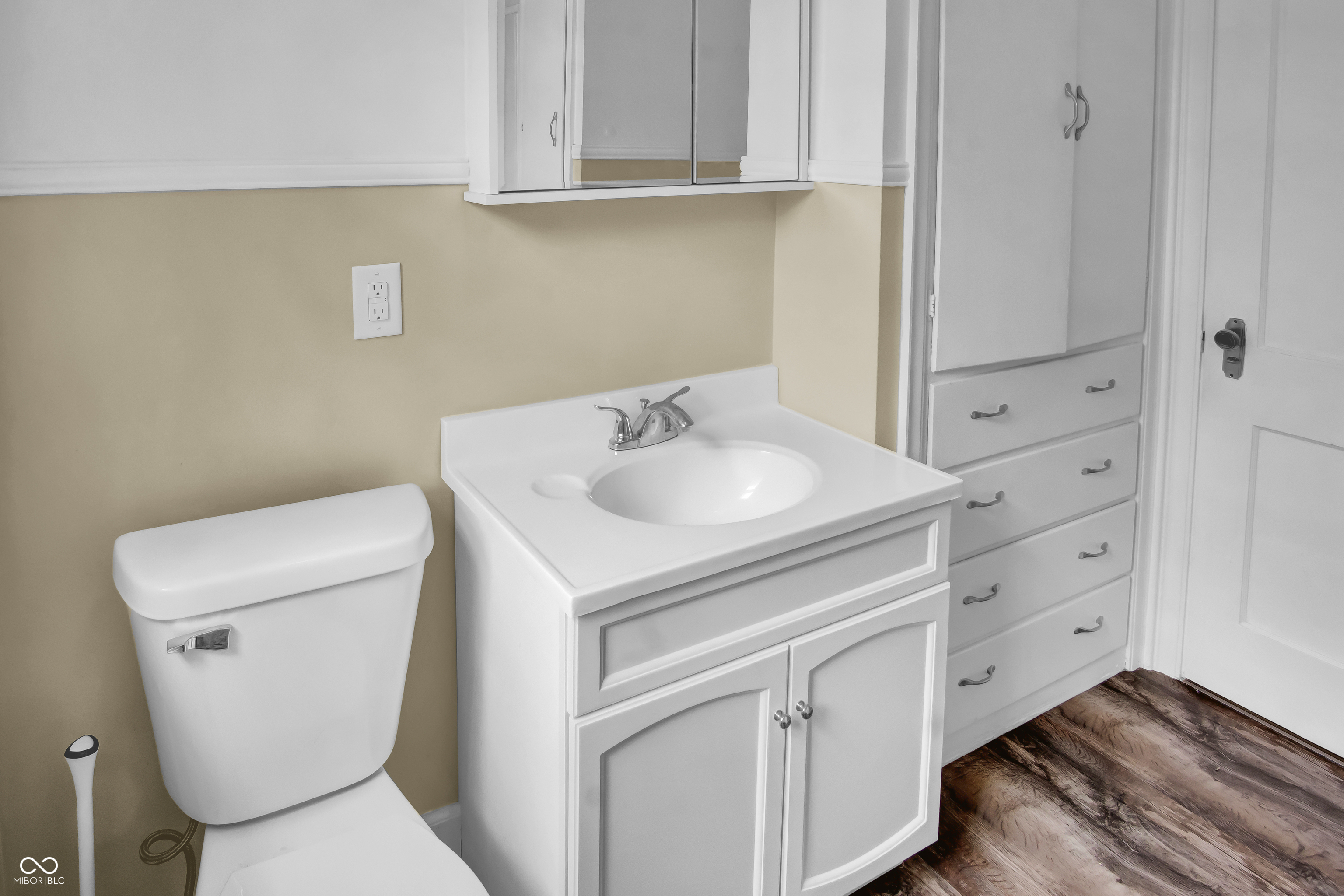 2433 17th Street Columbus, IN 47201 - Photo 26 of 47