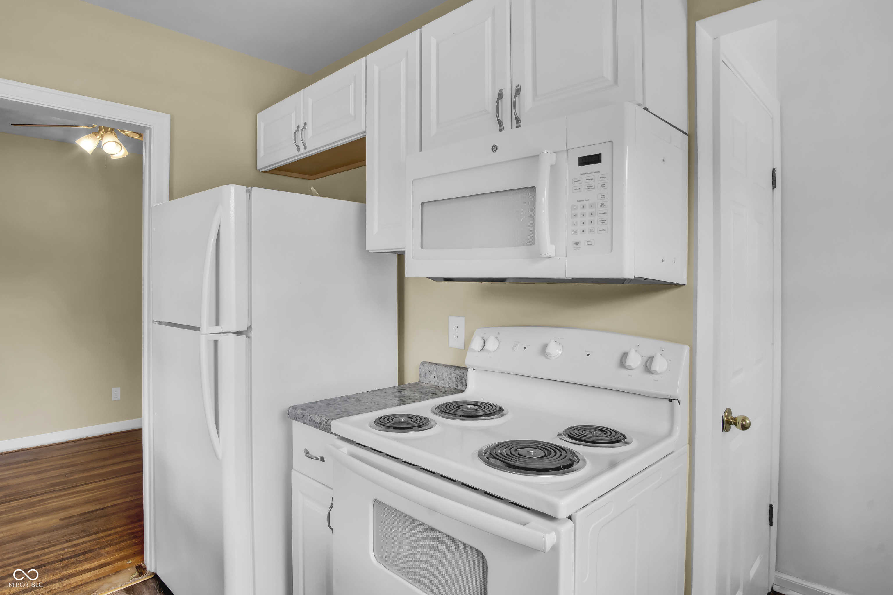 2433 17th Street Columbus, IN 47201 - Photo 42 of 47