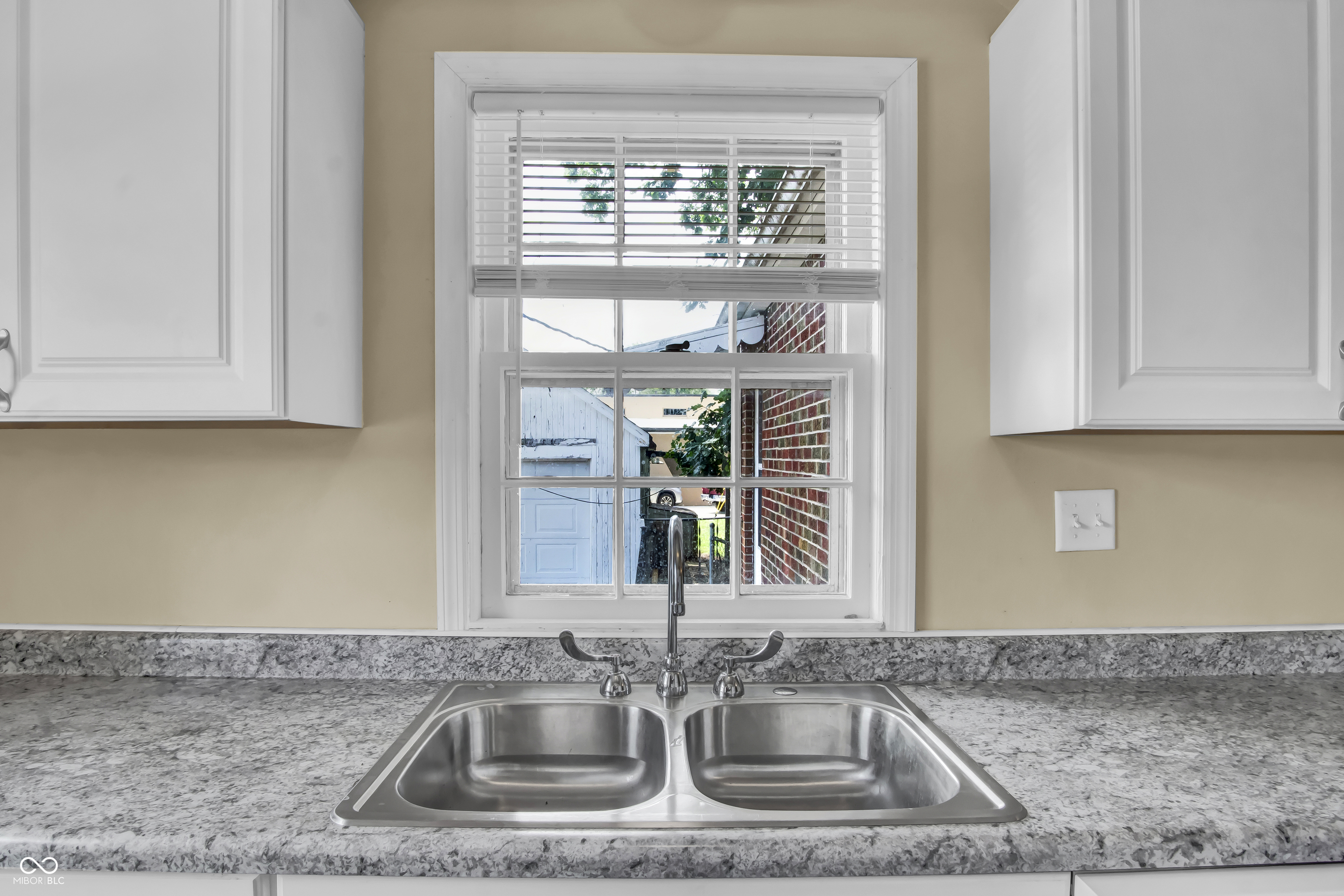 2433 17th Street Columbus, IN 47201 - Photo 43 of 47