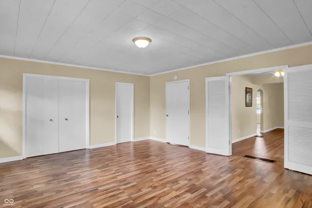 $189,900 | 2433 17th Street, Columbus, IN 47201